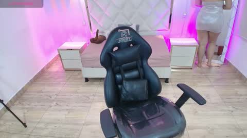 BRENDDA  online show from 15, 10, 2025