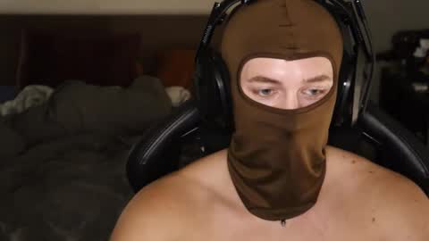 Snapshot of brentonverde chatting on 21, 11, 2025 brentonverde online show from 21, 11, 2025