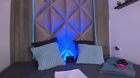 B R I A  online show from 23, 9, 2025