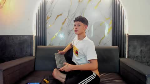 brian_hotof1 online show from 21, 5, 2026