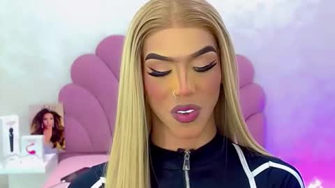 BRIANA online show from 28, 2, 2026