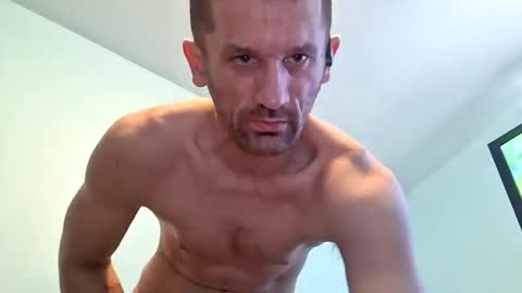 Snapshot of brianbarretta14 chatting on 3, 5, 2026 brianbarretta14 online show from 3, 5, 2026