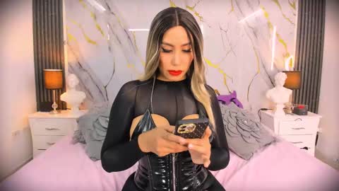 Brianna Ortiz online show from 1, 3, 2025