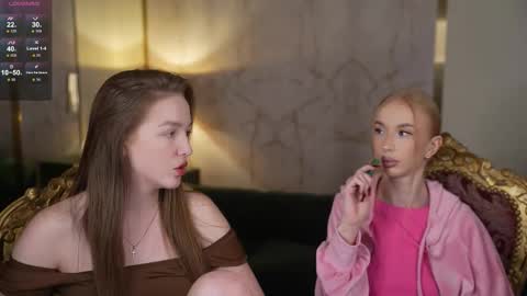 Diamonds Girls online show from 20, 11, 2025