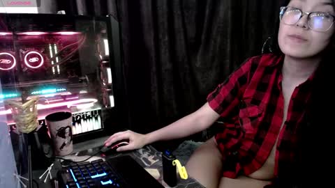 Aisha online show from 6, 2, 2025