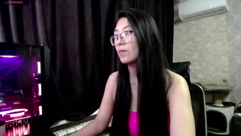 Aisha online show from 10, 2, 2025