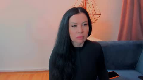 brilliantegirl_ online show from 29, 3, 2026