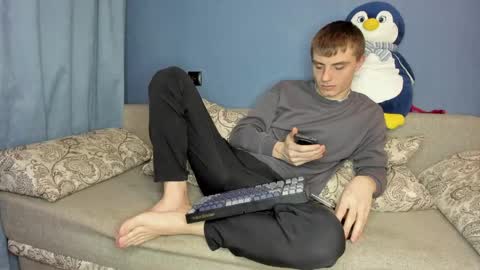 bristlebback online show from 13, 4, 2026