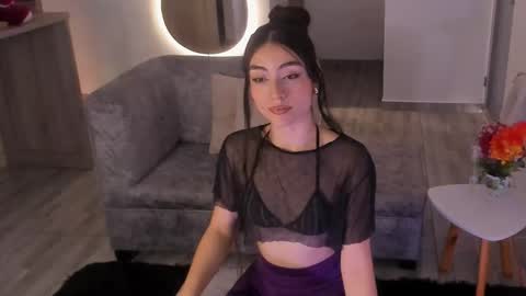 britany lenox online show from 16, 3, 2026