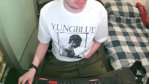 British Tom online show from 23, 4, 2026