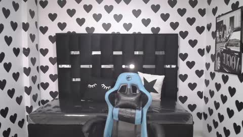 Britney  online show from 27, 2, 2025