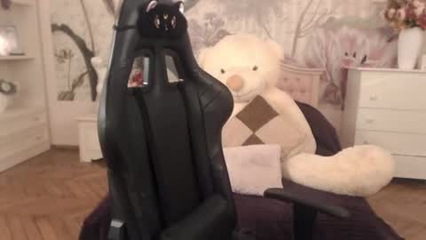 britneybarker online show from 12, 3, 2026