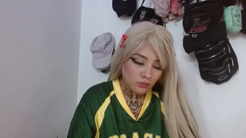 maru miaw   Please help me to reach 100 thumbs up online show from 4, 10, 2025