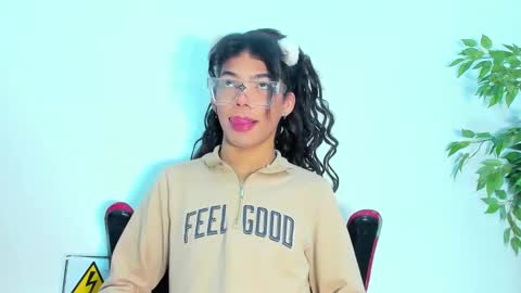 BRIYIT     online show from 18, 2, 2025