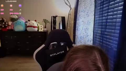 brookebee online show from 22, 11, 2025