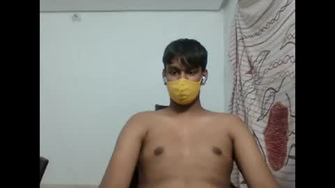 Snapshot of brownguy2505 chatting on 21, 12, 2024 brownguy2505 online show from 21, 12, 2024