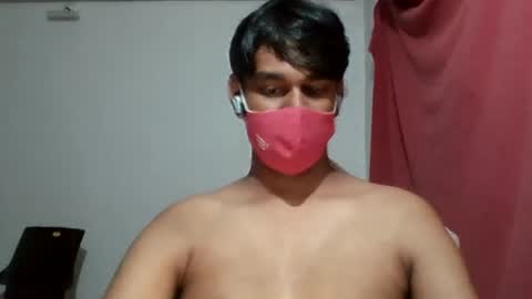 Snapshot of brownguy2505 chatting on 19, 1, 2025 brownguy2505 online show from 19, 1, 2025