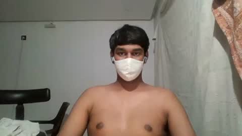 Snapshot of brownguy2505 chatting on 26, 1, 2025 brownguy2505 online show from 26, 1, 2025