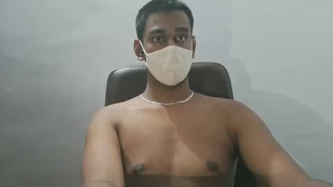 Snapshot of brownguy2505 chatting on 6, 11, 2025 brownguy2505 online show from 6, 11, 2025