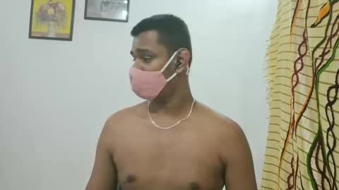 Snapshot of brownguy2505 chatting on 8, 11, 2025 brownguy2505 online show from 8, 11, 2025