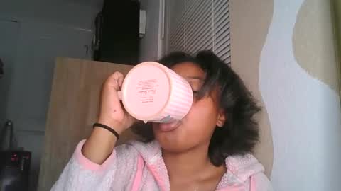 Snapshot of brownsugarcutie3 chatting on 23, 10, 2025 Brownsuagrcutie online show from 23, 10, 2025