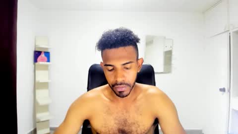 bruce_1111 online show from 19, 9, 2025