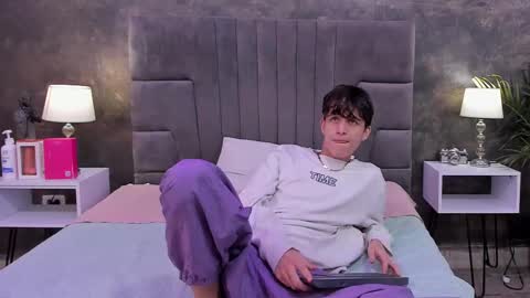 Bruce Hans online show from 26, 2, 2025