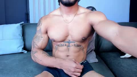 bruce roldan online show from 17, 11, 2025