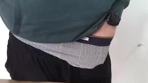 Bruce Wayne online show from 5, 3, 2025