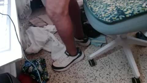 bruceb124u online show from 12, 11, 2025