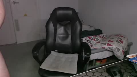 Snapshot of brucemf chatting on 22, 1, 2025 Bruce online show from 22, 1, 2025