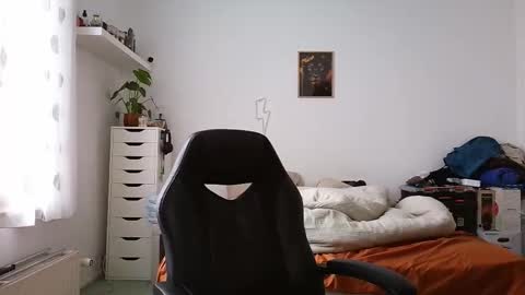 Snapshot of brucemf chatting on 21, 9, 2025 Bruce online show from 21, 9, 2025