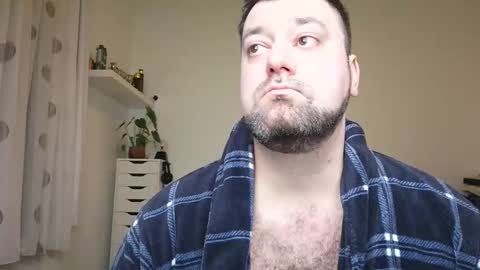 Snapshot of brucemf chatting on 28, 10, 2025 Bruce online show from 28, 10, 2025