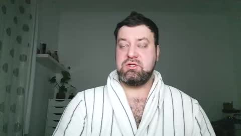 Snapshot of brucemf chatting on 2, 12, 2025 Bruce online show from 2, 12, 2025