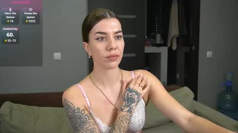 Snapshot of brunette_from_the_moon chatting on 13, 1, 2026 Alice online show from 13, 1, 2026