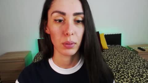 Ellis online show from 7, 1, 2025