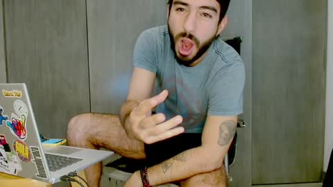 brunobaibe online show from 2, 1, 2025