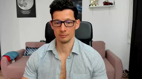 Brutus K online show from 7, 3, 2025