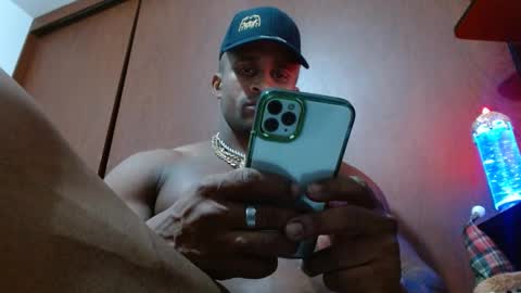 Enjoy the best muscle straws   online show from 7, 3, 2025