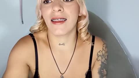 bryanny760719 online show from 9, 10, 2025