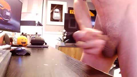 Snapshot of btone1979 chatting on 19, 3, 2026 btone1979 online show from 19, 3, 2026