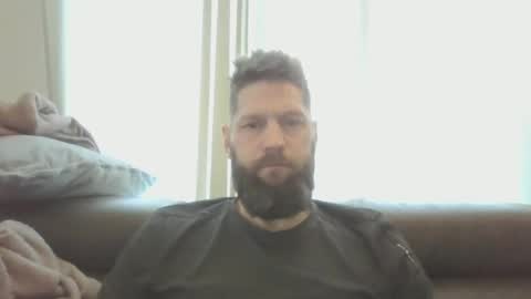 bubblebee1982 online show from 18, 1, 2025