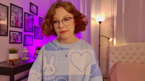 Snapshot of bubblegum_babe_ chatting on 30, 9, 2025 Alice online show from 30, 9, 2025