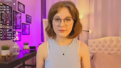 Snapshot of bubblegum_babe_ chatting on 9, 10, 2025 Alice online show from 9, 10, 2025