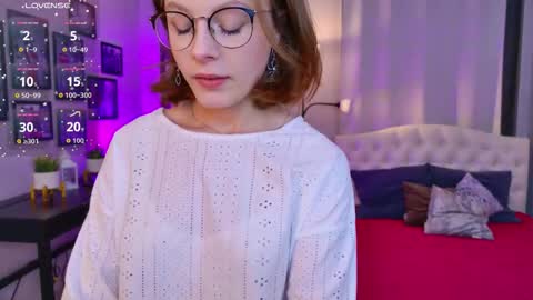 Snapshot of bubblegum_babe_ chatting on 25, 10, 2025 Alice online show from 25, 10, 2025