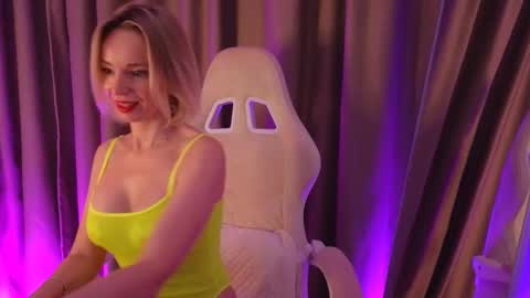 bubbling_crush online show from 10, 2, 2025