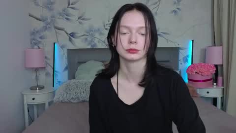 Leona online show from 26, 3, 2026