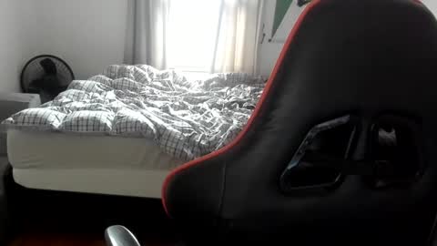 buffsexyman24 online show from 1, 3, 2025