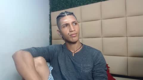 bull_cam online show from 12, 9, 2025