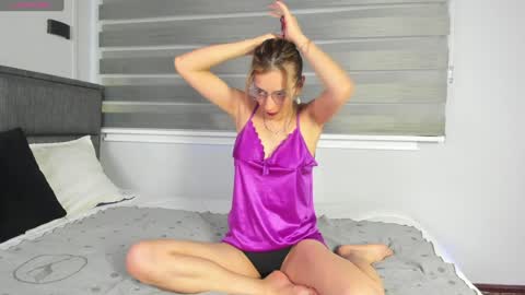 Bulma Bambina online show from 30, 1, 2025